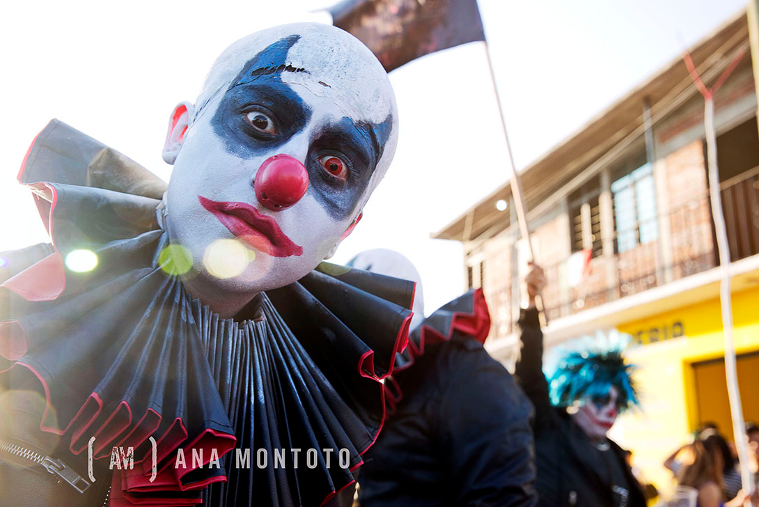 Desfile noviembre  1 en Nazareno 2